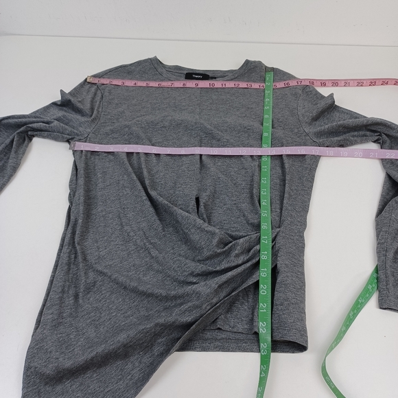 Theory Draped Long Sleeve Tee Size M Women Minimalist Pima Cotton Asymmetrical - Picture 8 of 11